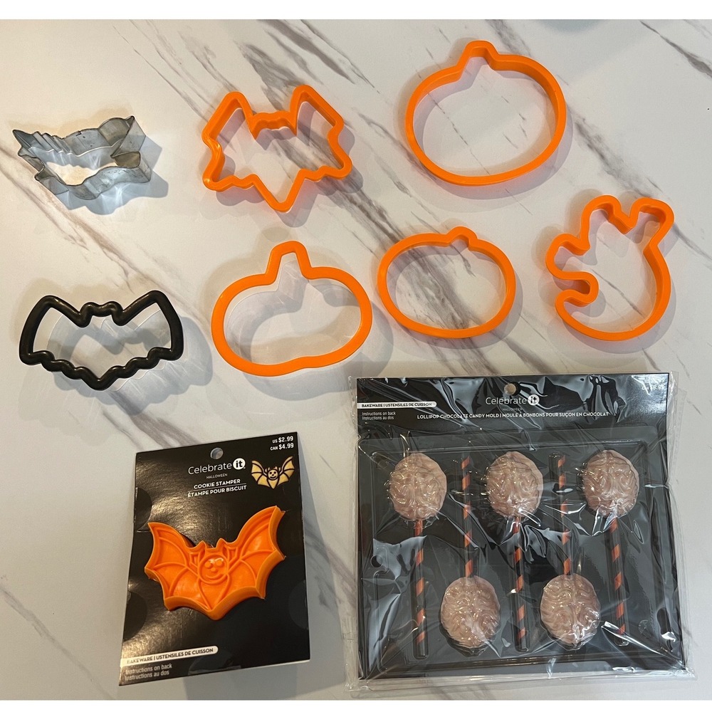 Celebrate It Halloween Baking Lot Cookie Cutters Candy Mold Bat Pumpkin Ghost